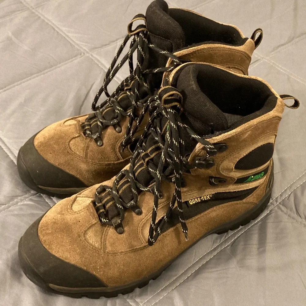 EMS Carter Ridge GTX Gore-Tex Hiking Boots - Picture 1 of 9
